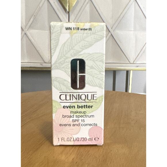 NIB Clinique Even Better Makeup Broad Spectrum SPF 15 WN 118 Amber (D) 1 oz. - Picture 5 of 8